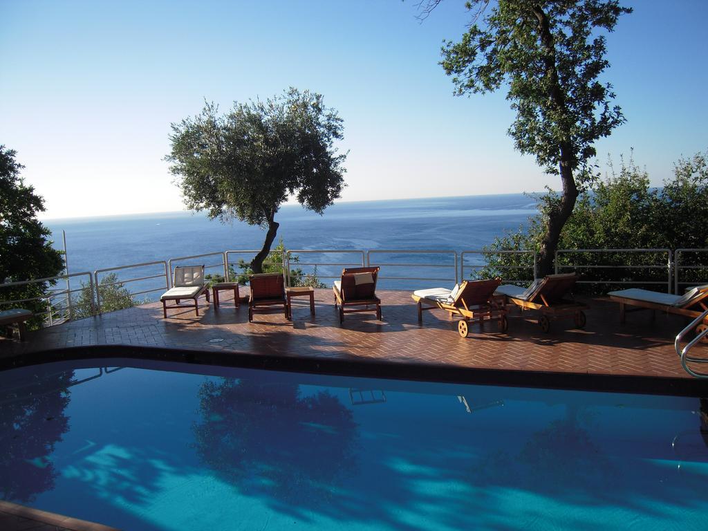 Residence Borgo San Sebastiano Берджеджи Екстериор снимка